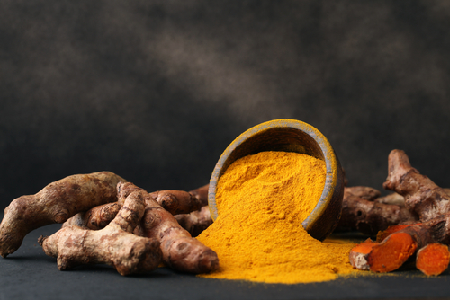 Curcuma : beaucoup de bruit pour rien